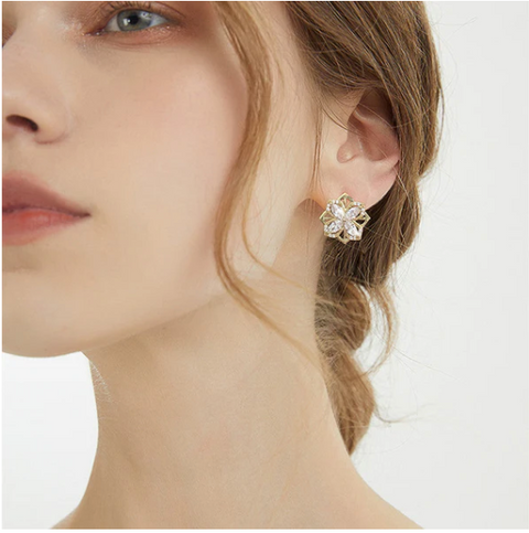 ✨ No Son Solo Aretes, Son Magia en Cada Vuelta
